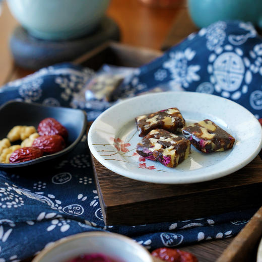 【云南逐南味枣泥核桃糕】软糯中带点Q弹 甜而不腻 商品图4