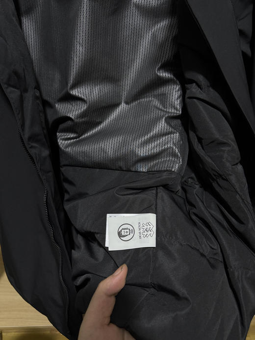 原单正品 KOLON SPORT可隆男士轻量热压羽绒服，防泼水防风透湿耐磨鹅绒夹克，颜色：黑色
尺码：M—XXXL 商品图7
