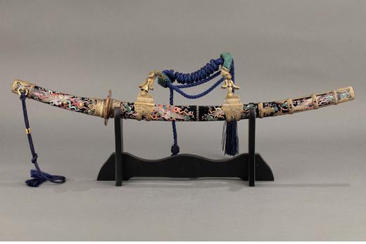 独角鹿西洋古董 1880年代日本明治时期出品凤纹七宝烧装饰古董太刀【未开刃】 商品图0