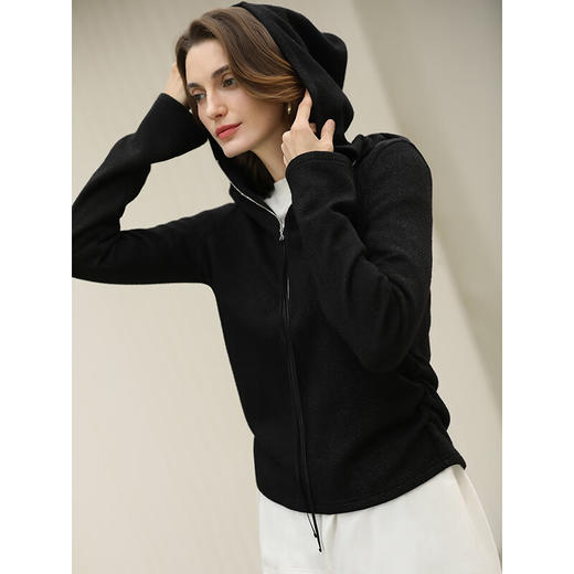 COCOBELLA不规则设计打底针织衫女抗静电吸湿发热长T恤UT0001 商品图2