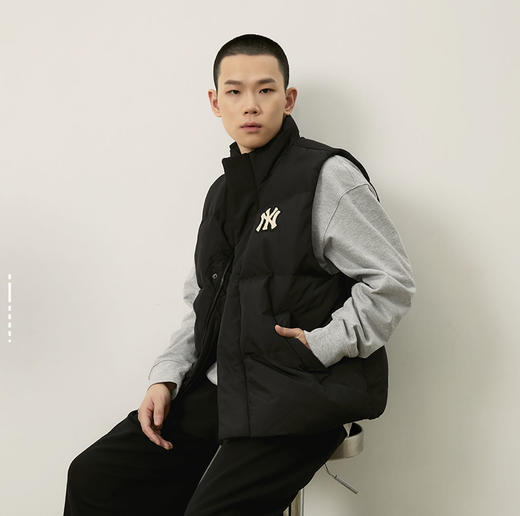 优选丨MLB学院风马甲羽绒服   男女同款百搭保暖 商品图2