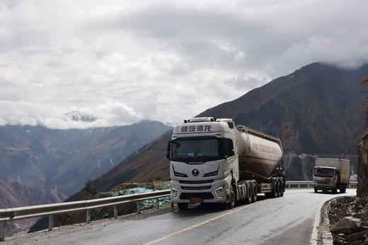 【三联生活周刊】2025年第46期1365 跟着卡车行中国 商品图4