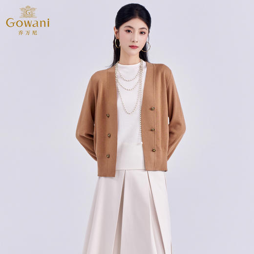 乔万尼新品2025冬V领设计感优雅轻奢老钱风羊毛开衫针织衫ED4M811 商品图2