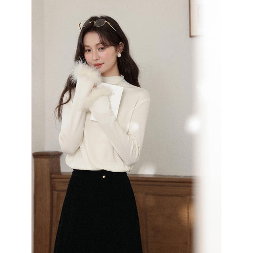 鹿向南「白璧无瑕」半高领杏色内搭T恤女秋冬气质显瘦打底衫上衣 商品图2