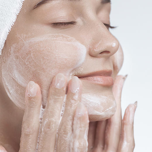 【百图lulu好物】【CEMOY洗面奶】【3瓶装】CEMOY白金流明净采洁面乳（云绒款）升级上新 80ml*2赠同款80ml 商品图1