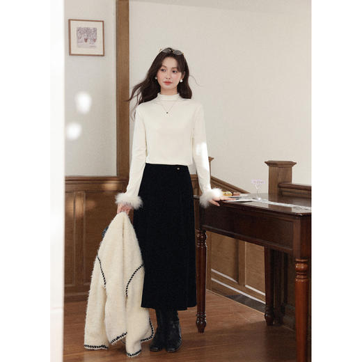 鹿向南「白璧无瑕」半高领杏色内搭T恤女秋冬气质显瘦打底衫上衣 商品图1