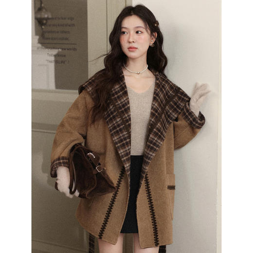 鹿向南「复格逸境」咖色翻领披肩毛呢外套秋冬季法式复古风上衣女 商品图0