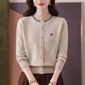 气质半高领衫菱形纹撞色边，单排扣修身针织衫短款上衣CC-103-H060