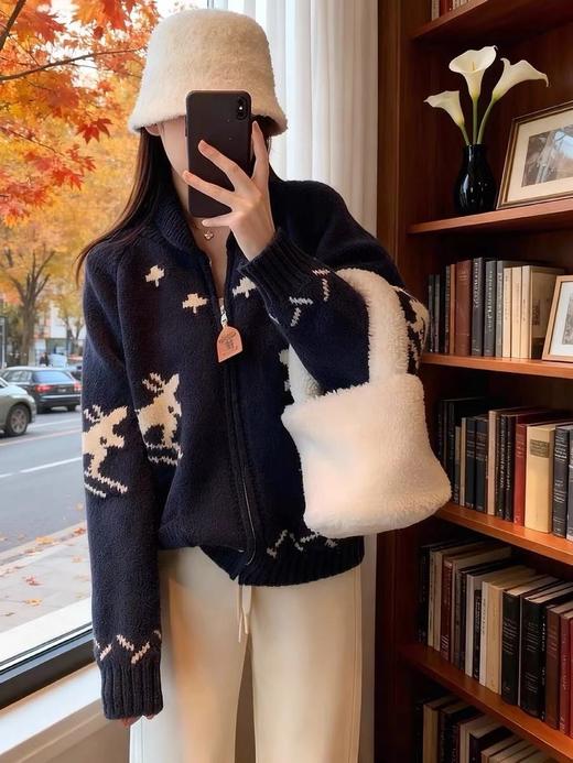 氛围感“郁雪松山”圣诞特辑费尔岛重工提花滑雪毛衣开衫 商品图0