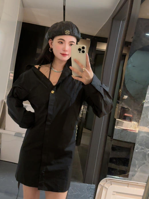 Jacqu&emus FW23 黑色露肩衬衫裙 商品图1