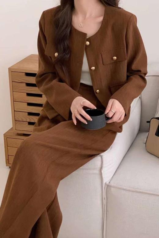 Le Malene 咖色圆领小香风短款外套高腰长裤套装 21348 商品图3