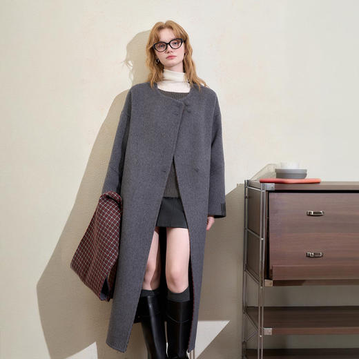 西遇气质格纹双面毛呢外套女2025冬季新款高级感显瘦长款呢子大衣H0055307 商品图2