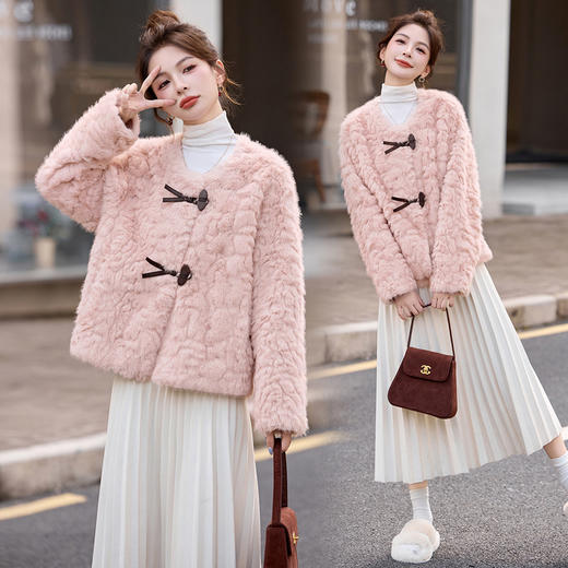 HR YJH5518优雅风上衣时尚蝴蝶结扣高级感洋气皮毛一体外套 商品图1