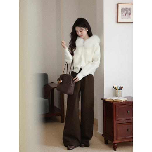 鹿向南「白璧无瑕」杏色狐狸毛领毛衣女冬新款连帽长袖针织衫上衣 商品图3