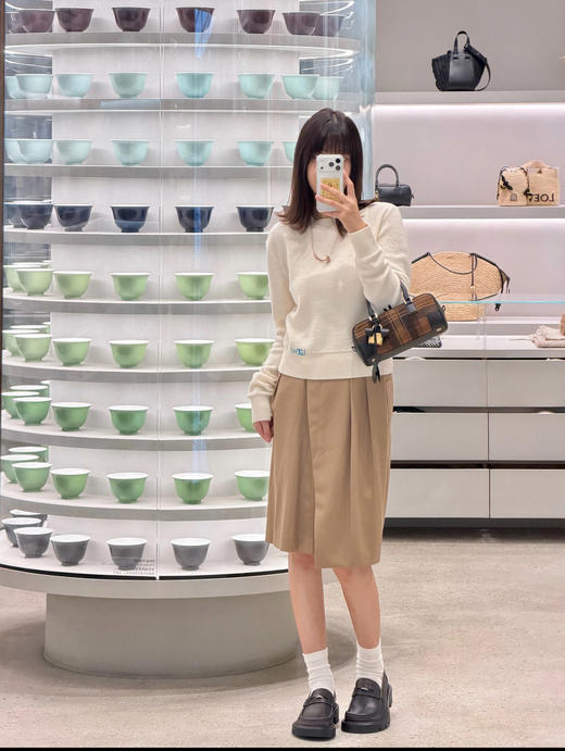 罗意威 25年秋冬新品 白色织衫(KX*MM) 商品图0