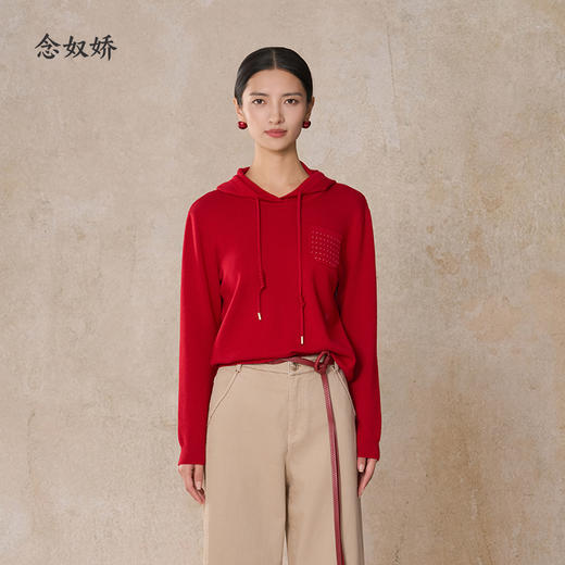 【商场同款】CNK5B84 “ 鸿运毛衫 ” 纯羊毛番茄红连帽毛衫 温暖有质感 喜悦好看 商品图3