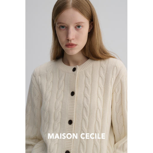 MAISON CECILE 复古绞花肌理感软糯羊毛修身圆领经典百搭针织开衫 商品图1