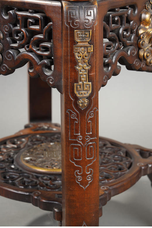独角鹿西洋古董 19世纪末中国出品瑞兽主题铜鎏金装饰镂雕祥云纹实木嵌大理石面小几 商品图5