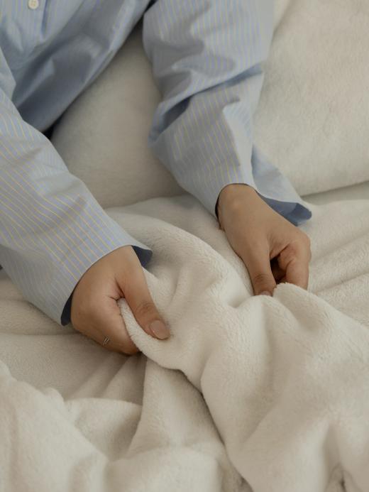 暖绒四件套 | 超暖双面绒· 软糯原绒·「躺下即暖」秋冬加厚四件套 商品图0