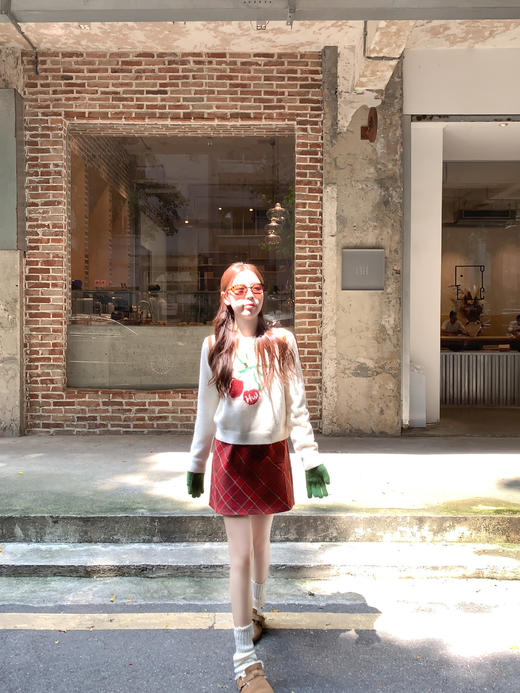 <曾小咸推荐>现货秒杀！微信超特价！杏色圆领樱桃毛衣 日常169.99 立减80 秒杀89.99！ 商品图8