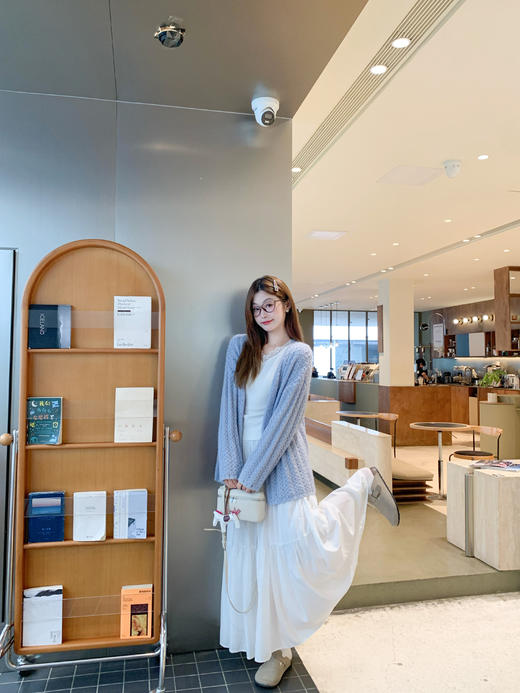 【189元任选2件】现货！2色镂空中长款针织开衫 商品图7