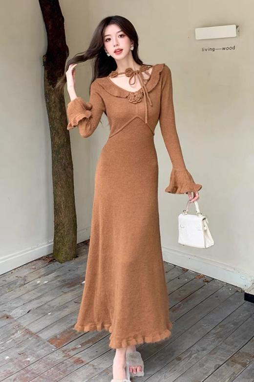 SIA SAYLOR 优雅系带减龄喇叭袖修身连衣裙 21428 商品图0