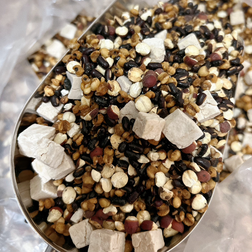 云南纯手工三蒸三晒云中美人茶（薏仁米、茯苓、赤小豆、芡实）420g/罐