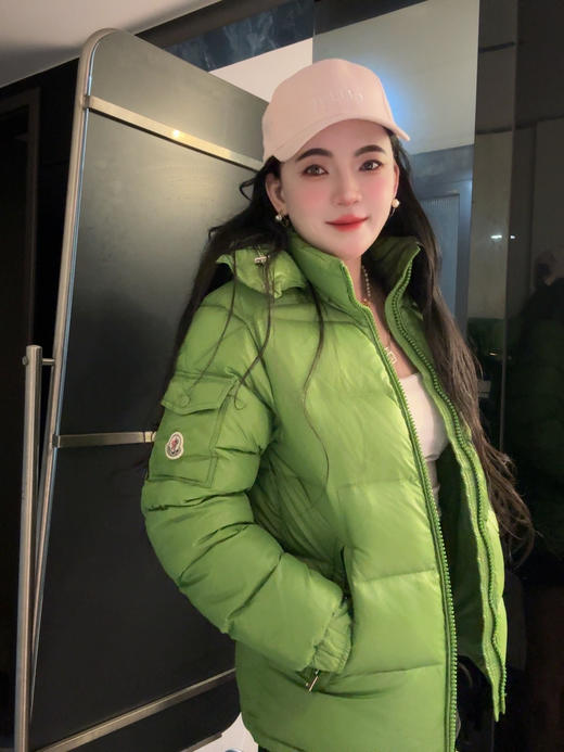 Mon&clerMaire系列 纯色可脱卸帽宽松拉链长袖羽绒服 商品图8