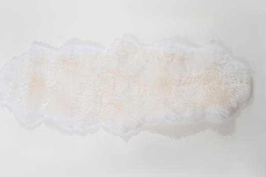 ³【澳洲羔羊皮张】一只羊只能做一张 毛茸茸的撸猫感 可做沙发垫/飘窗垫/车内饰品 XN03-CRMM-BA 商品图11