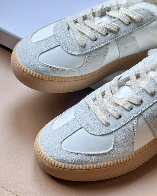 现货 THS-限时 M6家 女士 内里羊羔毛厚底德训鞋 2色 BZ1273 商品图6