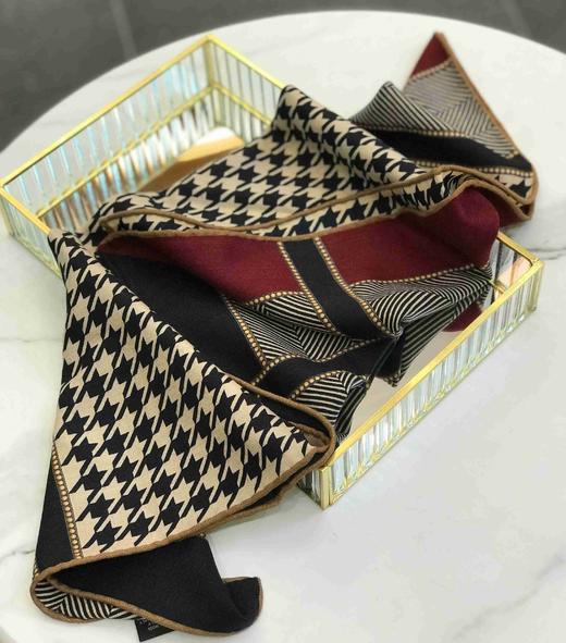 优品堂『奢迷』真丝+羊毛70x70方巾 商品图2