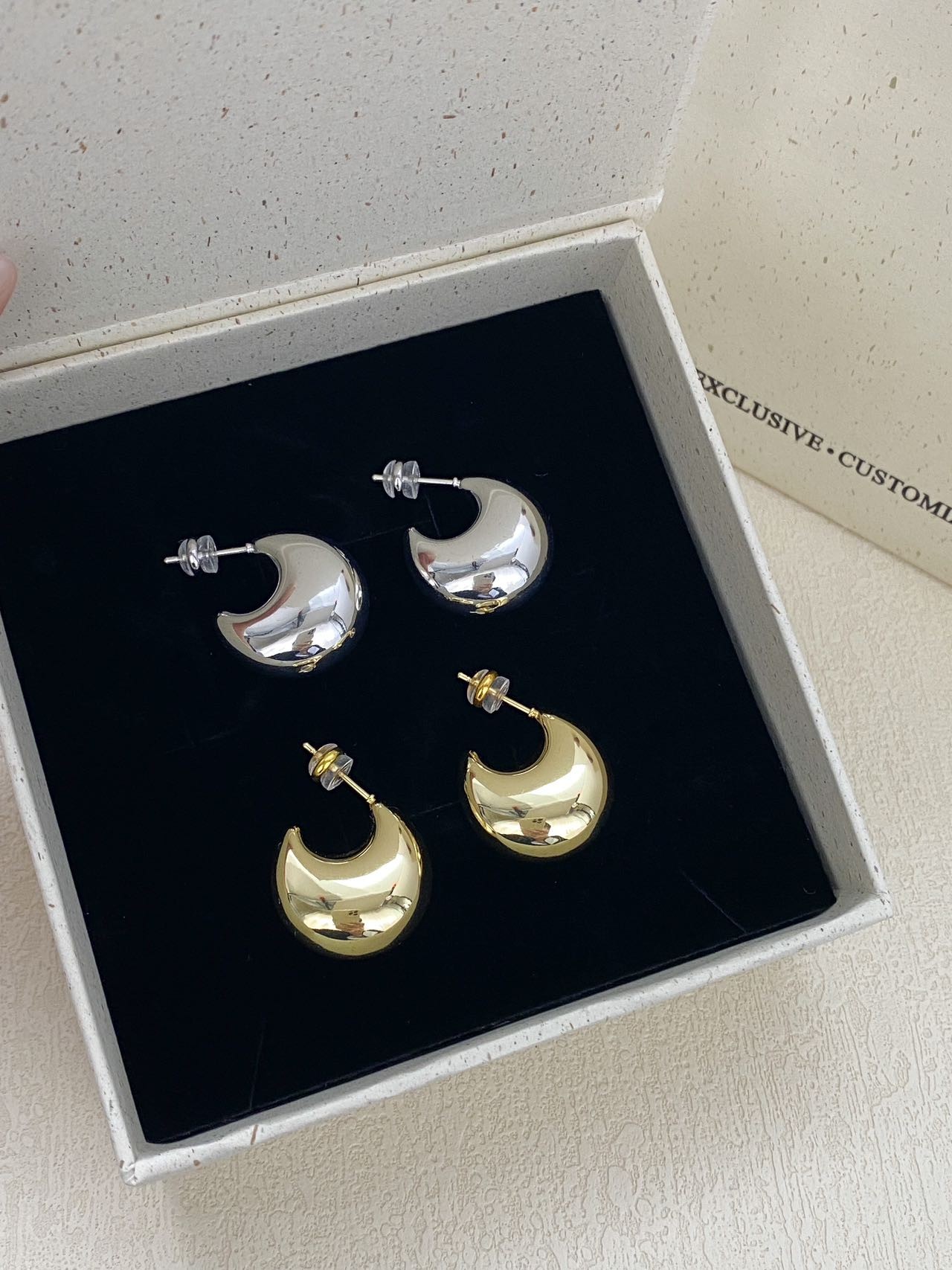 PV同款金豆子  立体豆豆耳钉