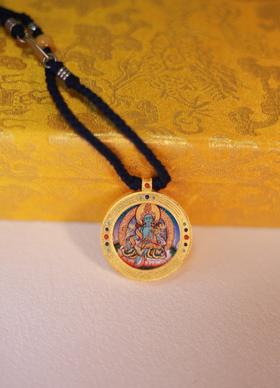 圆形嘎乌手绘唐卡