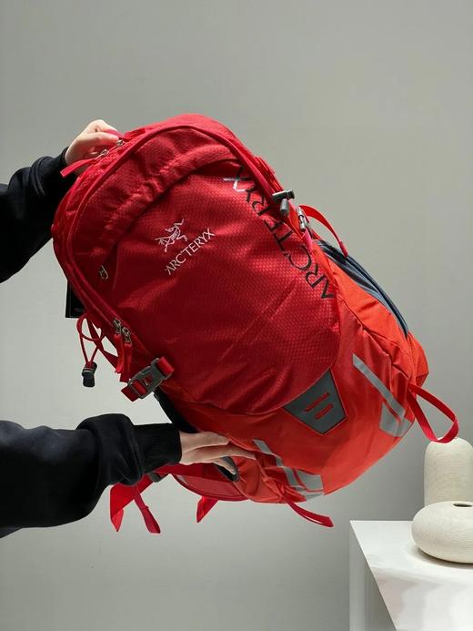 户外男女旅行背包登山包大容量双肩背包 商品图3