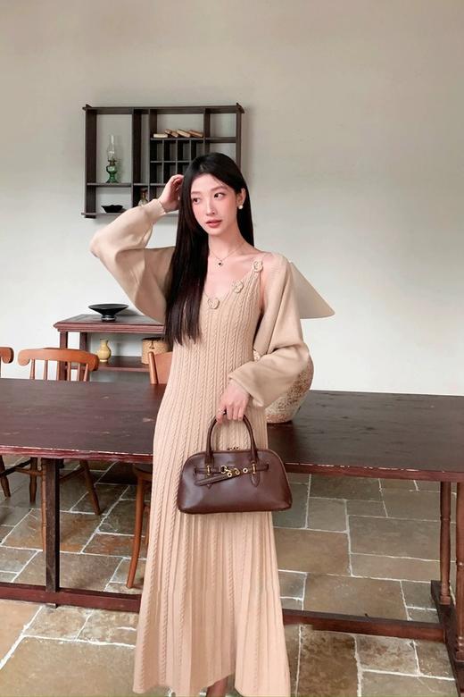 SIA SAYLOR 优雅提花针织浪漫钩花长款连衣裙披肩套装 21405 商品图5