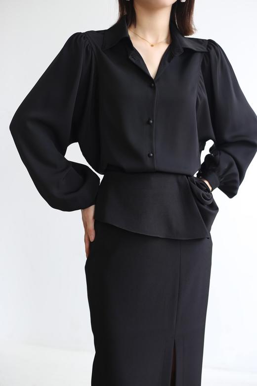 ESTELLICA 黑色经典气质显瘦垂顺衬衫 21471 商品图1