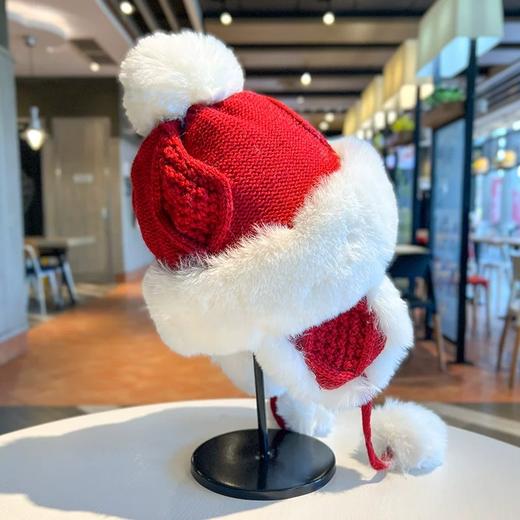 2025冬季加厚加绒针织护耳红色毛绒雷锋帽 商品图1