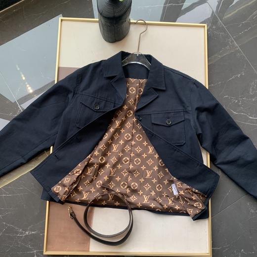 L&V显瘦收腰工装风短款外套（蕾姐上身S） 商品图8