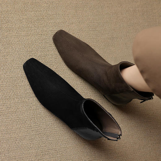 【预售5天】洋气舒适通勤内增高羊反绒面皮，拼接切尔西中跟方头真皮短靴ZYY&A1552 商品图4