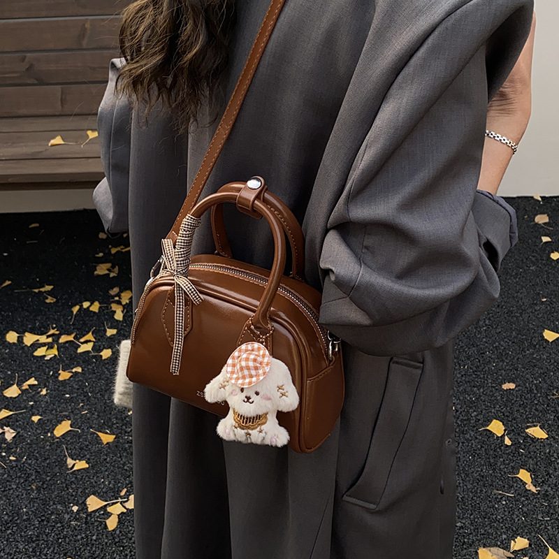 【YW】无忧购高级感油蜡皮小包包女百搭斜挎包百搭手提保龄球包（截单后5-7天发货）