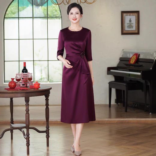 Q60726 妈妈婚宴敬酒晚礼服2025秋季新款醋酸缎高端喜婆婆年轻旗袍 商品图2