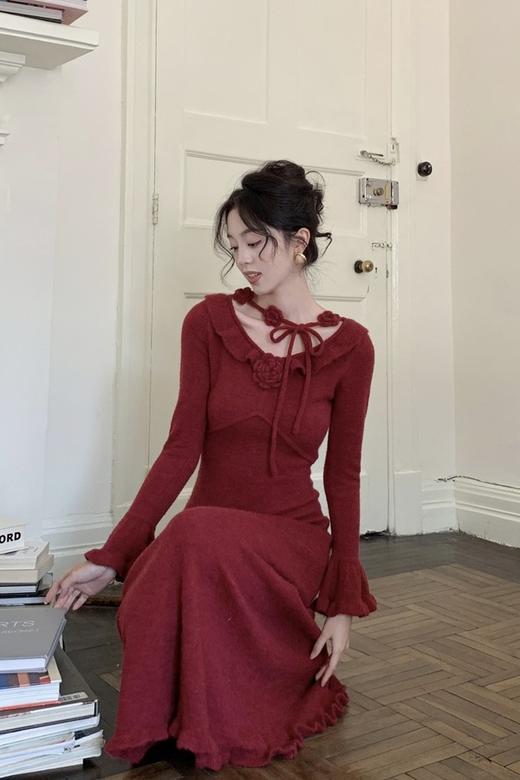 SIA SAYLOR 花朵气质显瘦甜美喇叭袖修身连衣裙 21448 商品图1