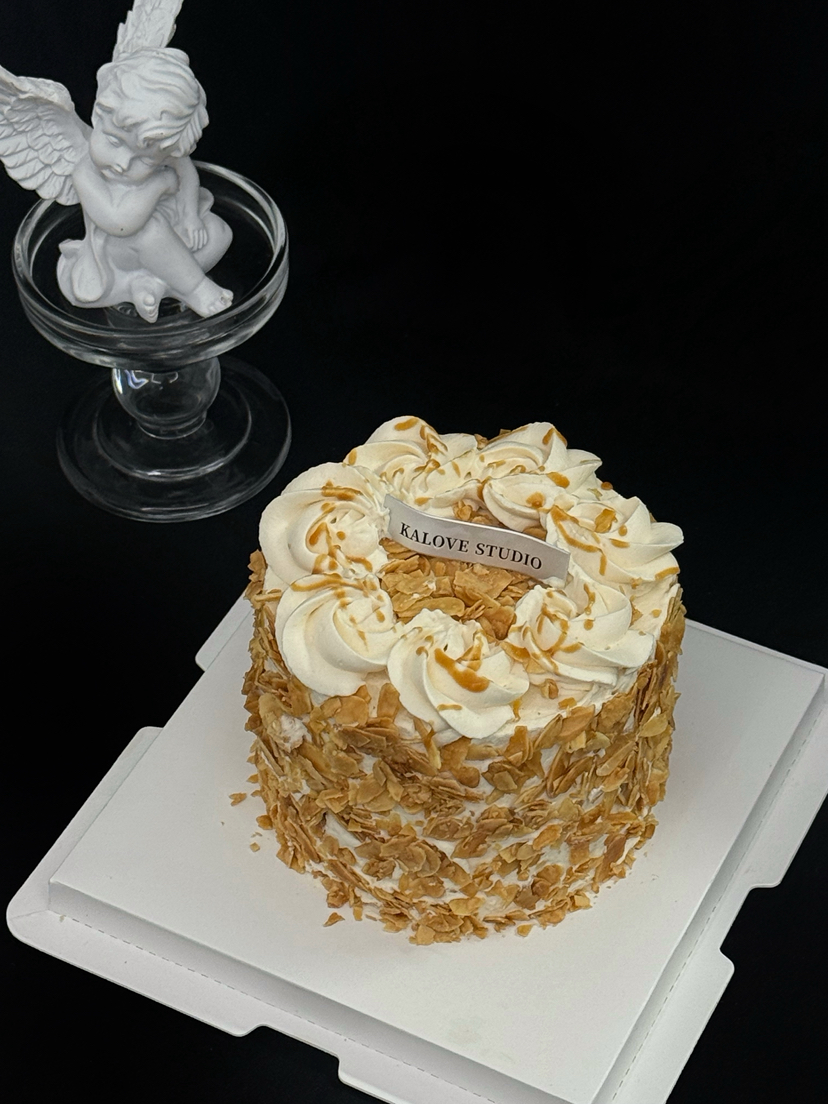 焦糖海盐布蕾杏仁片蛋糕