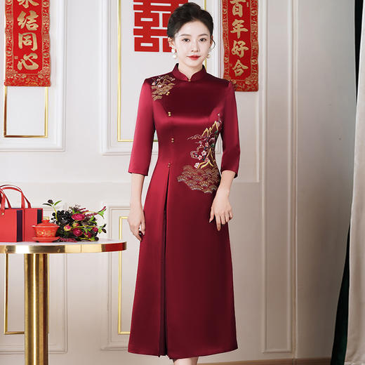 年轻喜婆婆婚宴装醋酸旗袍连衣裙春秋新款婚礼妈妈礼服22D100优雅 商品图2