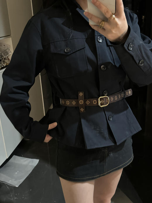 L&V显瘦收腰工装风短款外套（蕾姐上身S） 商品图5