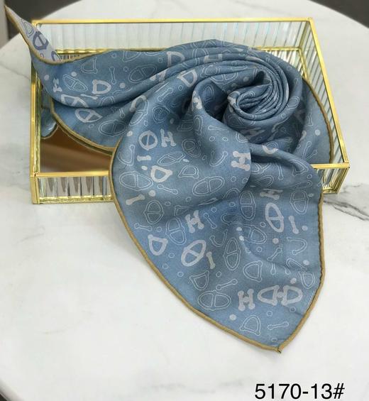 优品堂『奢迷』真丝+羊毛70x70方巾 商品图10