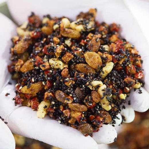 古法纯手工核桃红糖卷（红糖、红枣、核桃、黑芝麻、葡萄干放进馒头里）两袋*420克/包（6个装） 商品图13