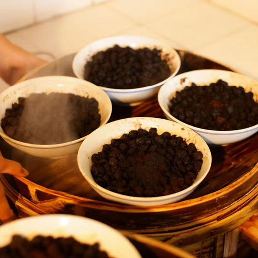 云南纯手工九蒸九晒食养古方玉灵膏～孕妇忌食！！！400g/瓶 商品图11