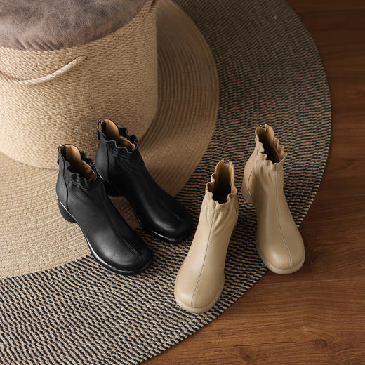 【预售5天】软羊皮粗跟厚底舒适短靴，圆头中跟百搭马丁靴LD&7458 商品图3