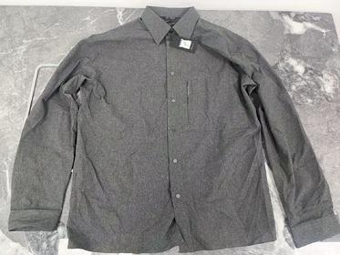 瑕疵HUGO BOSS Performance 男士宽松版按扣拉链口袋商务休闲长袖衬衫